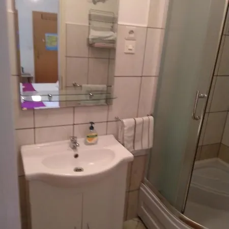 Dvokrevetna Soba Sa Kupaonicom Gasthof 3*
